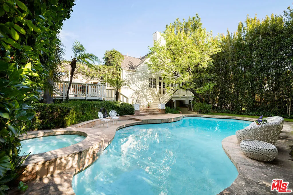 601 Woodruff Avenue, Los Angeles, California 90024 home-pic-37