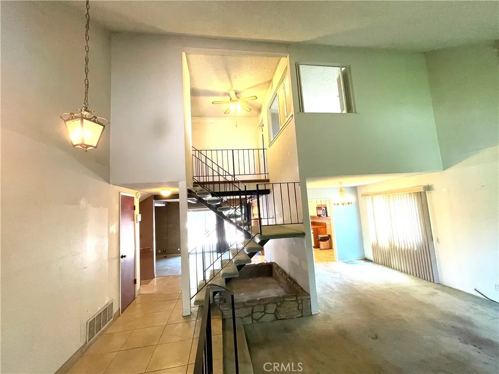 24224 Spicewood Lane, Harbor City, California 90710 home-pic-2