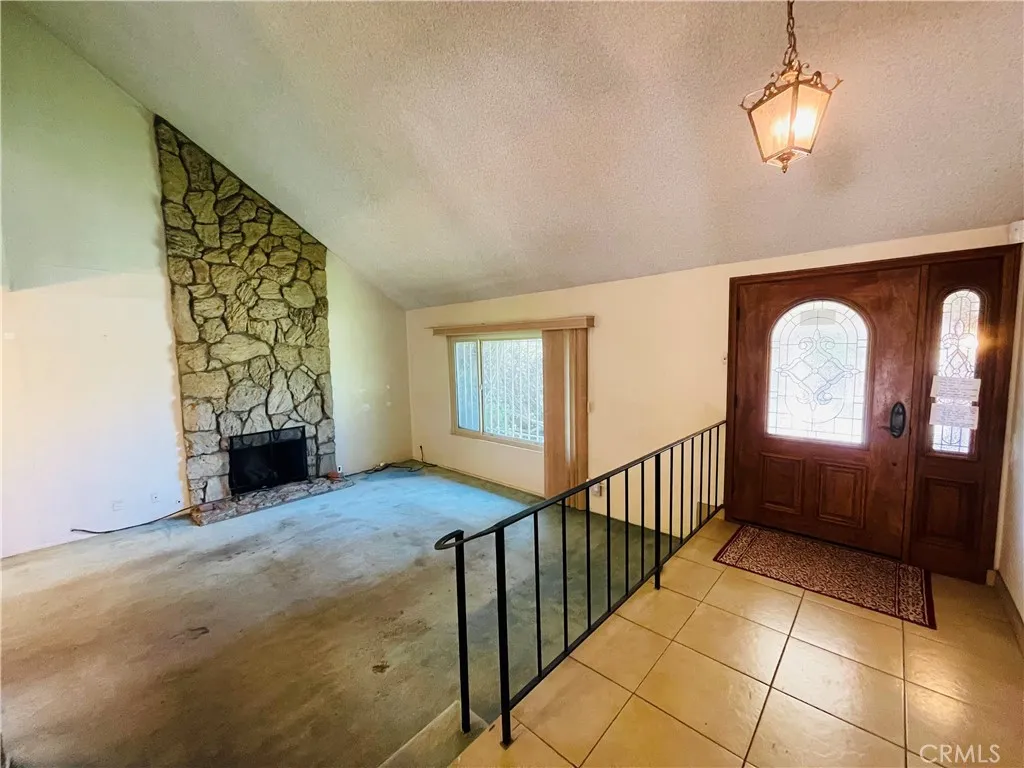 24224 Spicewood Lane, Harbor City, California 90710 home-pic-3