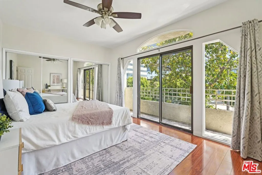 1209 Amherst Avenue 201, Los Angeles, California 90025 home-pic-27