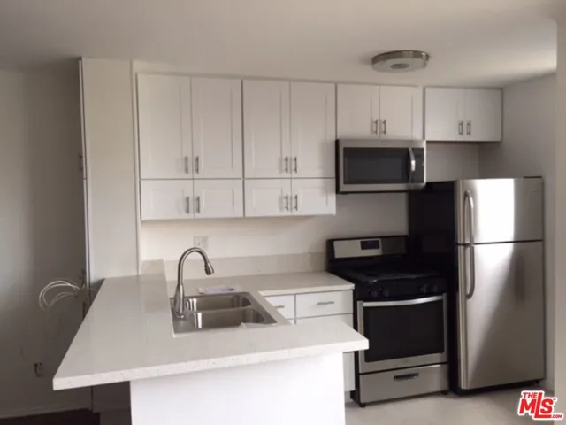 11730 W Sunset Boulevard, Los Angeles, California 90049