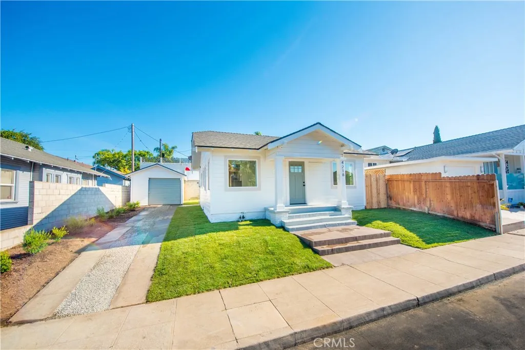 4218 E Elko Street, Long Beach, California 90814 home-pic-24