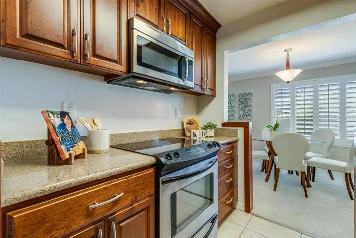 3392 Brittan Avenue 4, San Carlos, California 94070