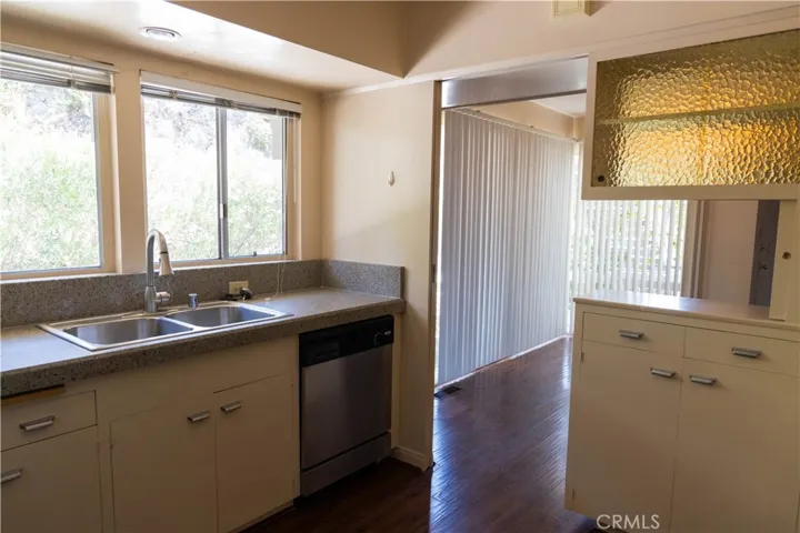 Kitchen-Sink