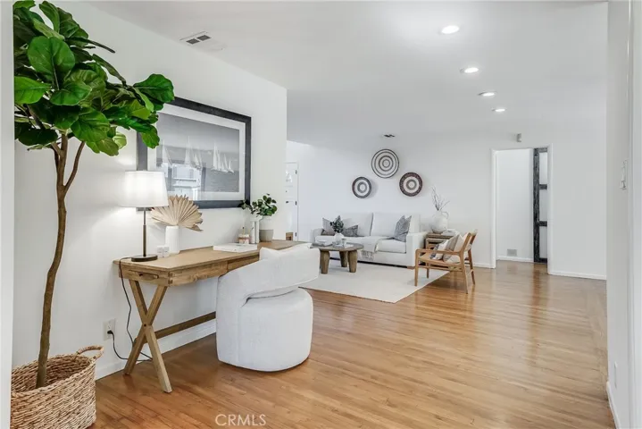 1616 Magnolia Avenue, Manhattan Beach, California 90266