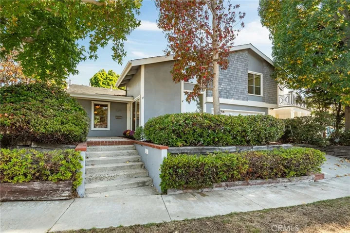 1616 Magnolia Avenue, Manhattan Beach, California 90266