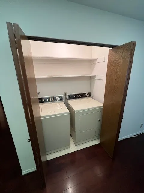 4454 Ventura Canyon Avenue 304, Sherman Oaks, California 91423 home-pic-19