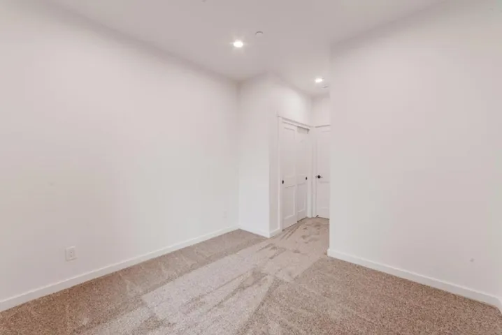 54 Sill Road, Royal Oaks, California 95076