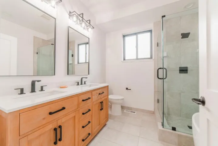54 Sill Road, Royal Oaks, California 95076