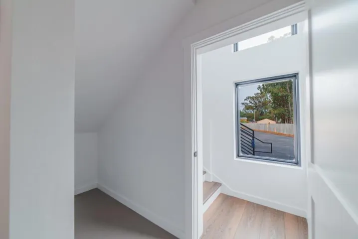 54 Sill Road, Royal Oaks, California 95076
