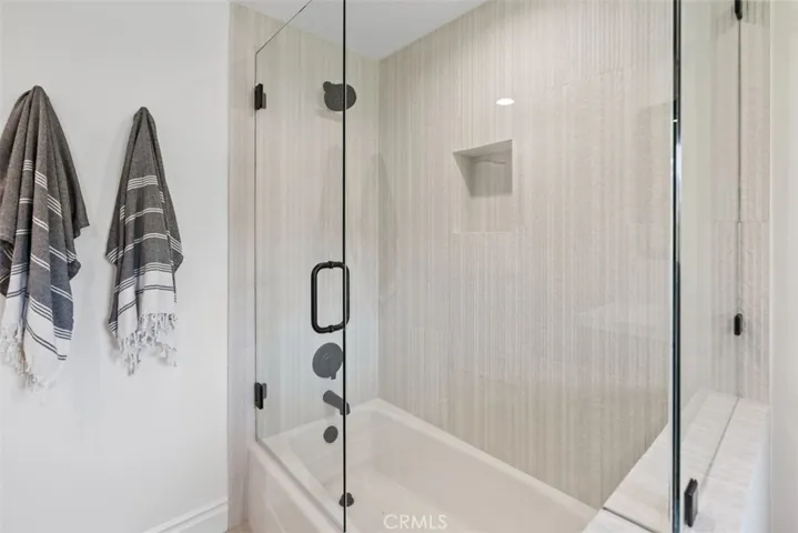1056 Madison Place, Laguna Beach, California 92651