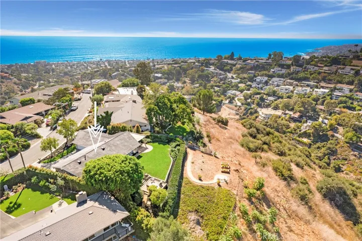 1056 Madison Place, Laguna Beach, California 92651