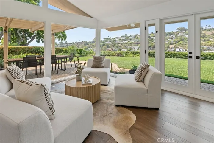 1056 Madison Place, Laguna Beach, California 92651