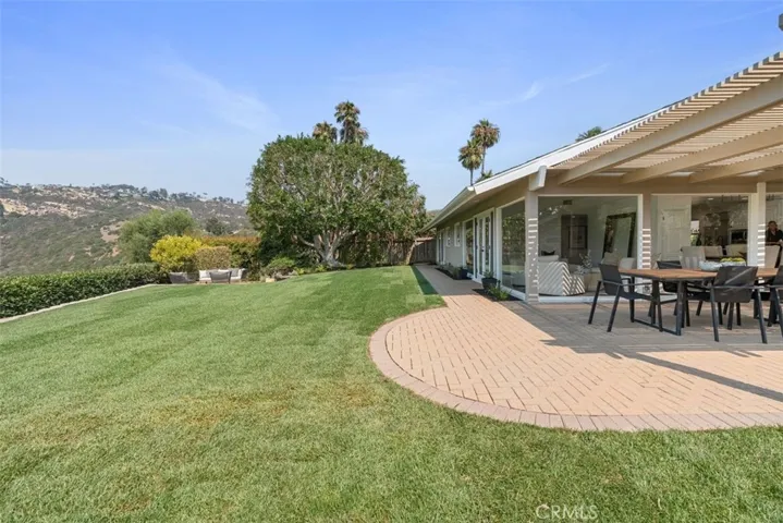 1056 Madison Place, Laguna Beach, California 92651