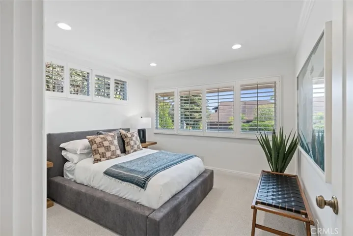 1056 Madison Place, Laguna Beach, California 92651