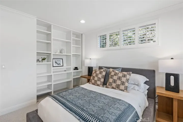 1056 Madison Place, Laguna Beach, California 92651