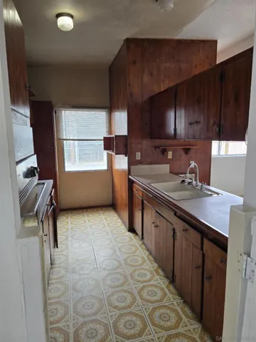 2806 Mission Village Drive, San Diego, California 92123