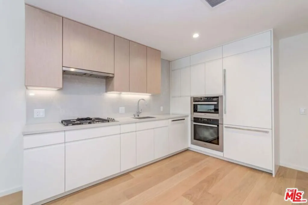 877 Francisco Street 708, Los Angeles, California 90017 home-pic-6
