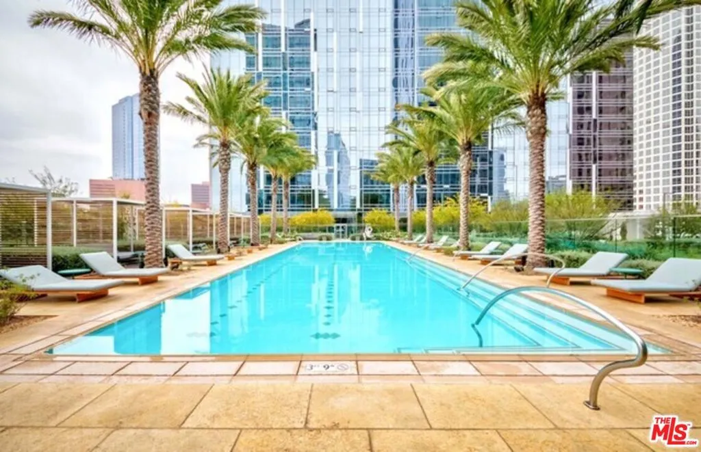 877 Francisco Street 708, Los Angeles, California 90017 home-pic-14