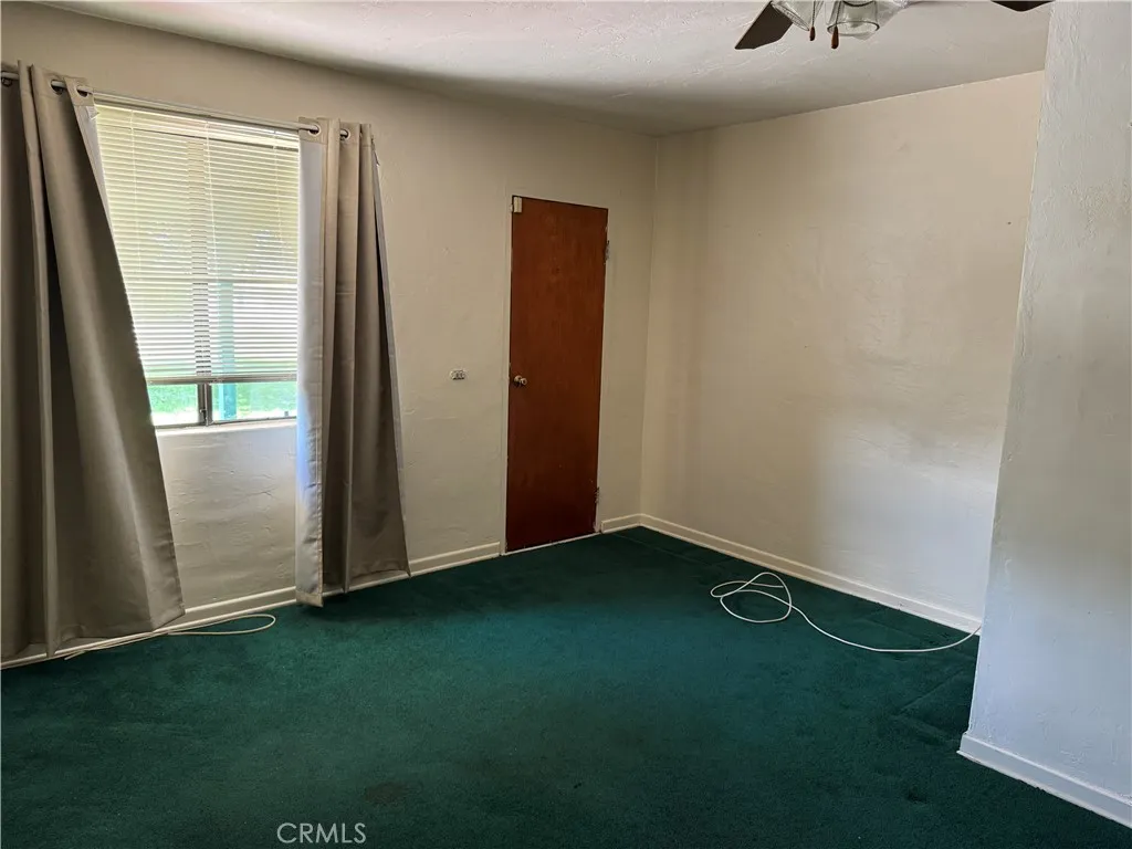 758 S Acacia Avenue, Rialto, California 92376 home-pic-11