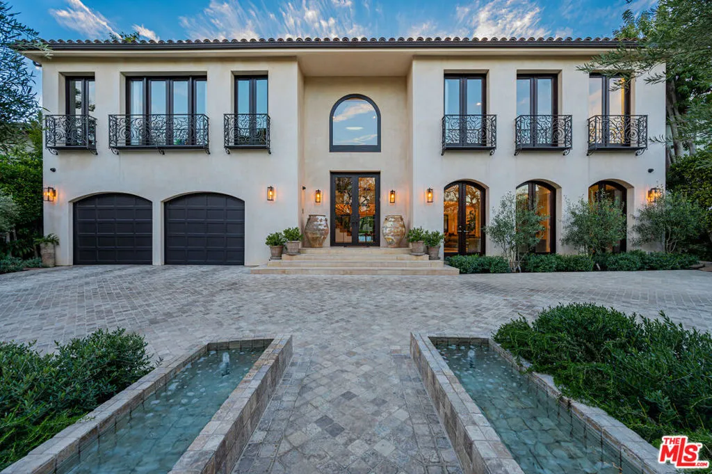623 N Alta Drive, Beverly Hills, California 90210, 6 Bedrooms Bedrooms, ,6 BathroomsBathrooms,Residential Lease,For Rent,ALTA,25576145