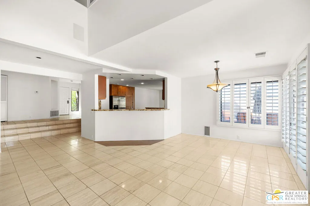 2910 Cervantes Court, Palm Springs, California 92264 home-pic-7