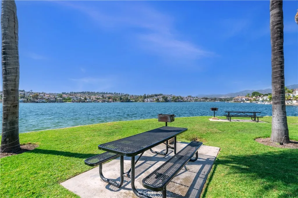 27882 Finisterra 117, Mission Viejo, California 92692 home-pic-28