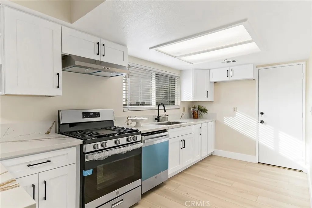 203 N Nicholson Avenue, Monterey Park, California 91755 home-pic-7