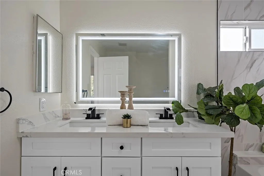 203 N Nicholson Avenue, Monterey Park, California 91755 home-pic-32