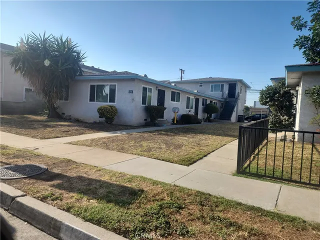 1346 W 163rd Street, Gardena, California 90247