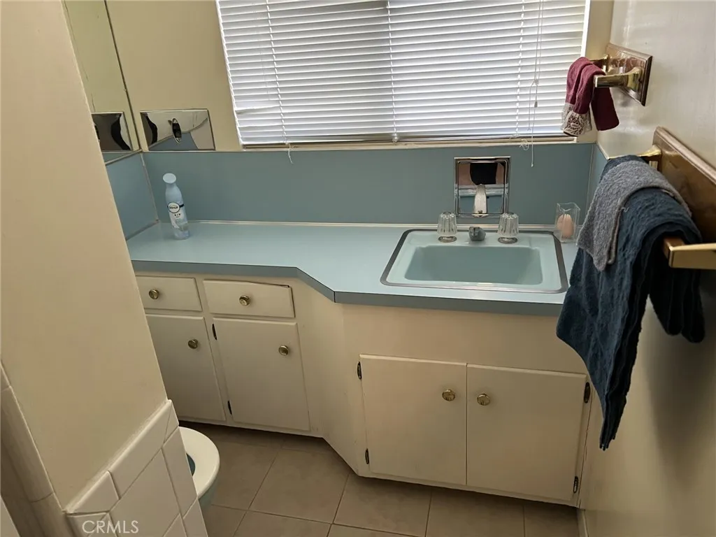 44705 Lowtree Avenue, Lancaster, California 93534 home-pic-7