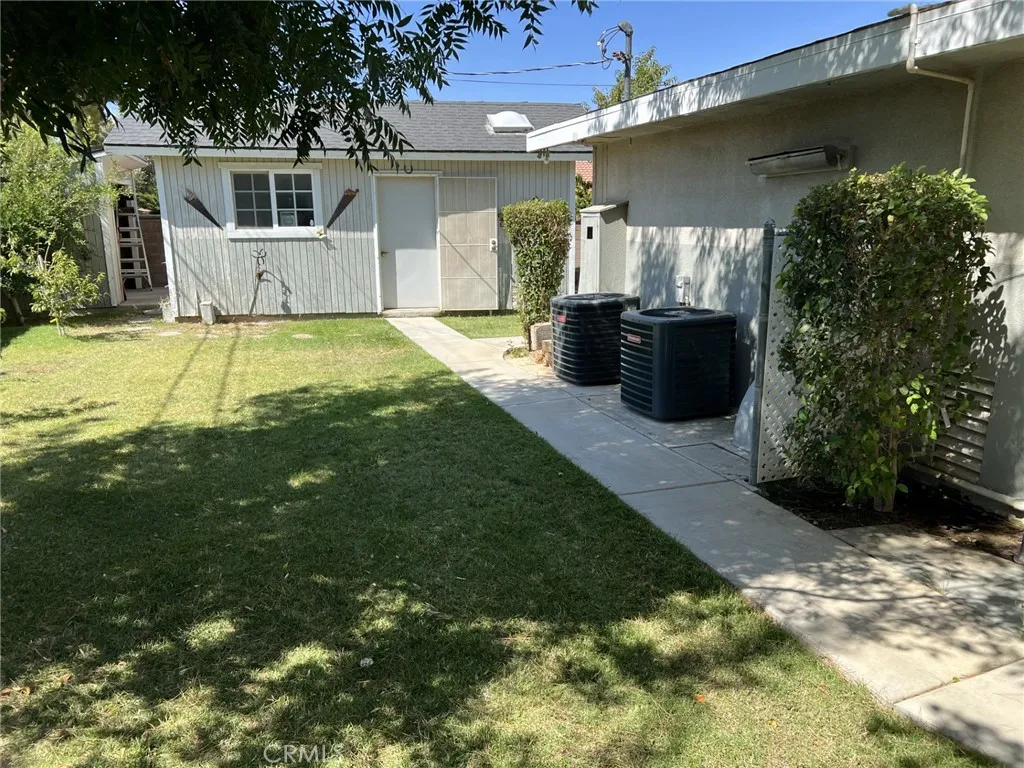 44705 Lowtree Avenue, Lancaster, California 93534 home-pic-5