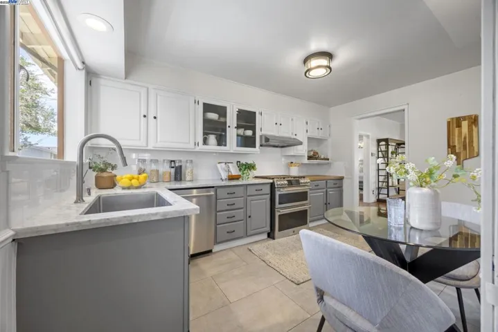 898 Union St, Alameda, California 94501