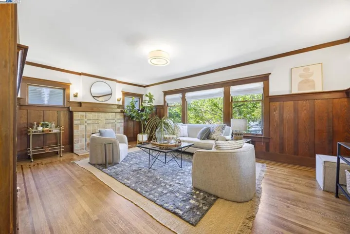 898 Union St, Alameda, California 94501