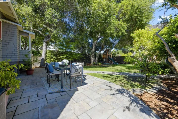 898 Union St, Alameda, California 94501