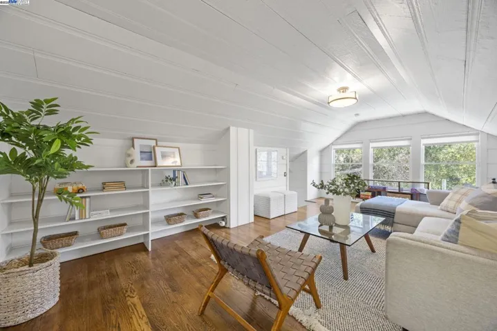 898 Union St, Alameda, California 94501