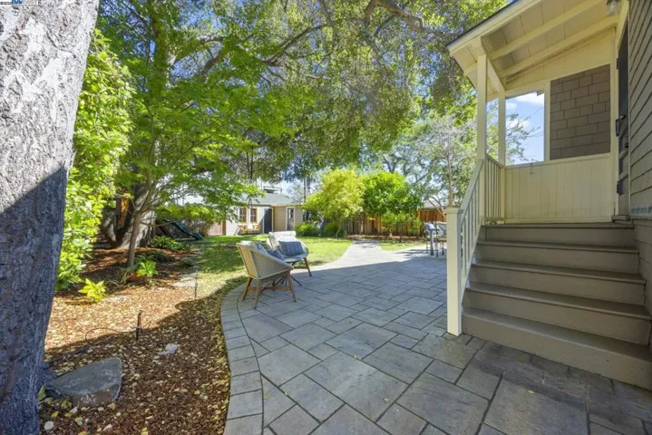 898 Union St, Alameda, California 94501