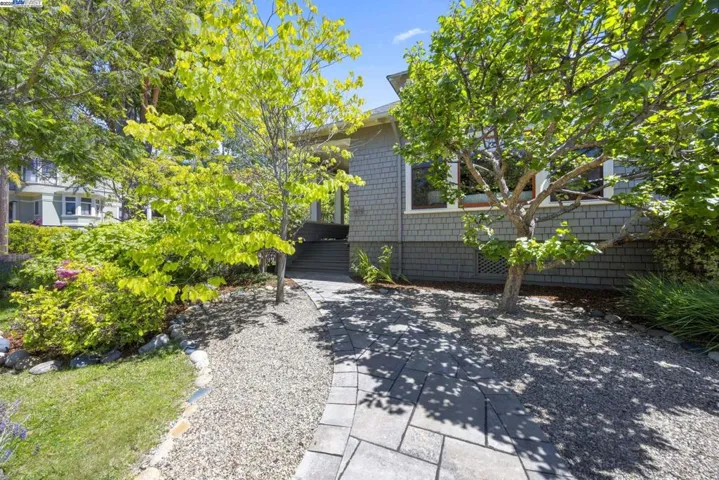 898 Union St, Alameda, California 94501