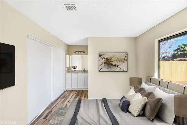 38532 Division Street, Palmdale, California 93550