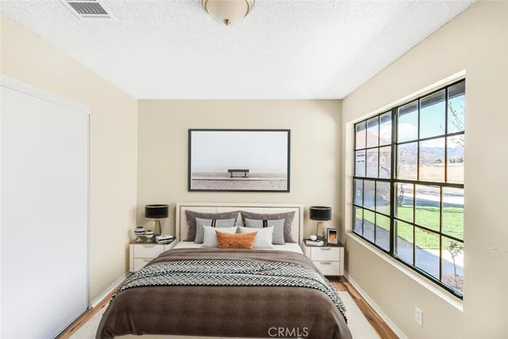38532 Division Street, Palmdale, California 93550