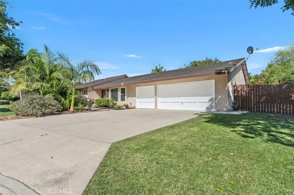 110 Elsa Drive, Fullerton, California 92835, 3 Bedrooms Bedrooms, ,2 BathroomsBathrooms,Residential,For Sale,Elsa,PW25179294