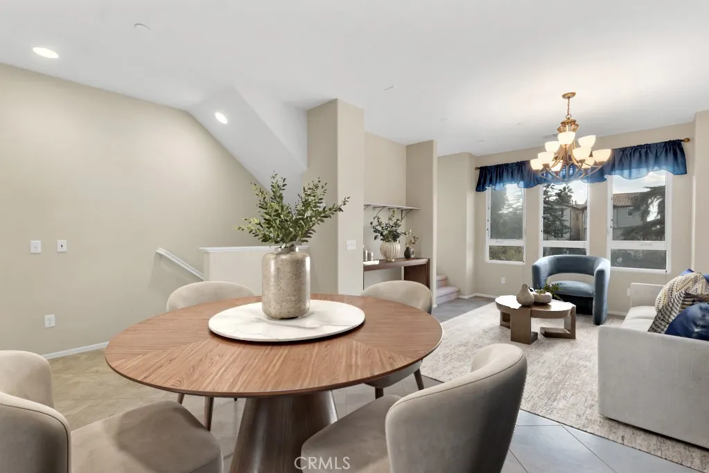 14665 Sherman Way, Van Nuys, California 91405 home-pic-14