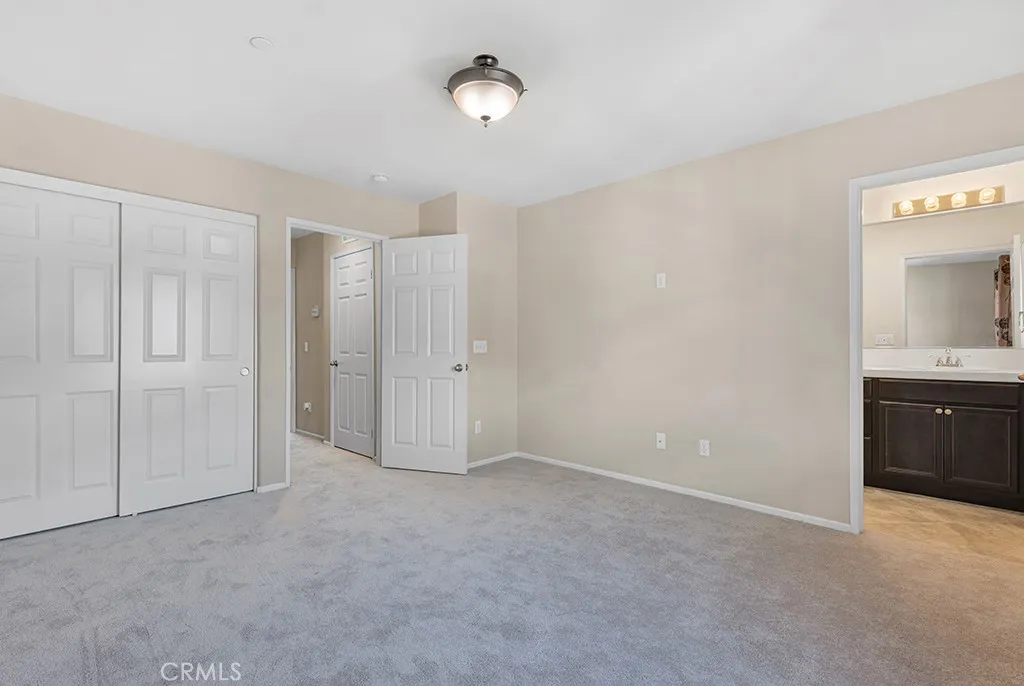 14665 Sherman Way, Van Nuys, California 91405 home-pic-19