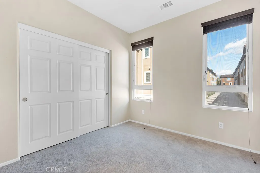 14665 Sherman Way, Van Nuys, California 91405 home-pic-25
