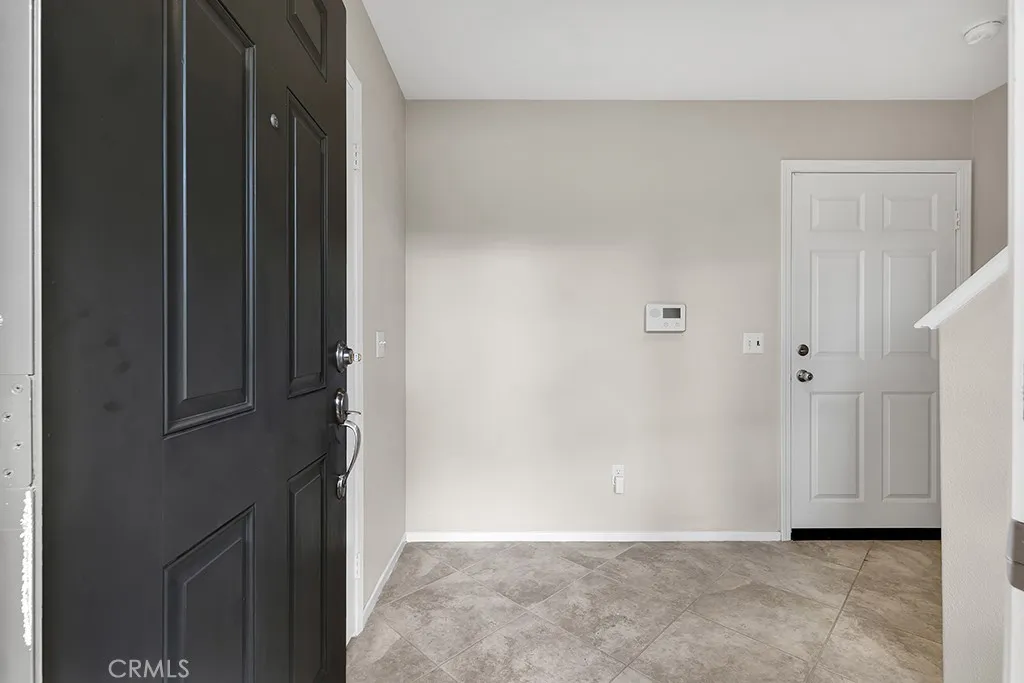 14665 Sherman Way, Van Nuys, California 91405 home-pic-38