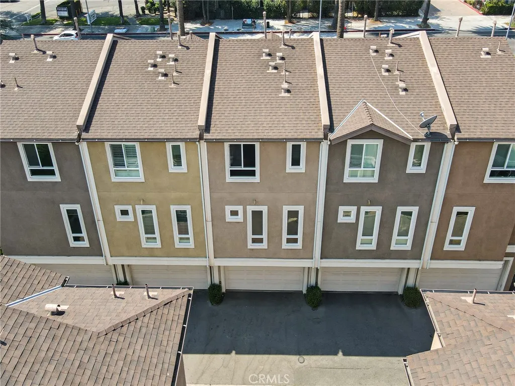 14665 Sherman Way, Van Nuys, California 91405 home-pic-36
