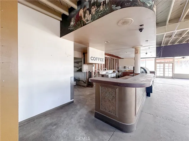 124 N Catalina Avenue, Redondo Beach, California 90277