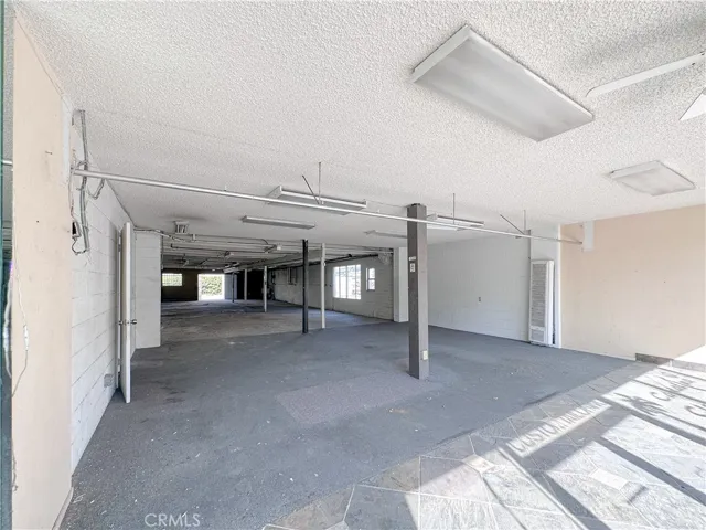 124 N Catalina Avenue, Redondo Beach, California 90277