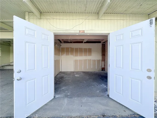 124 N Catalina Avenue, Redondo Beach, California 90277