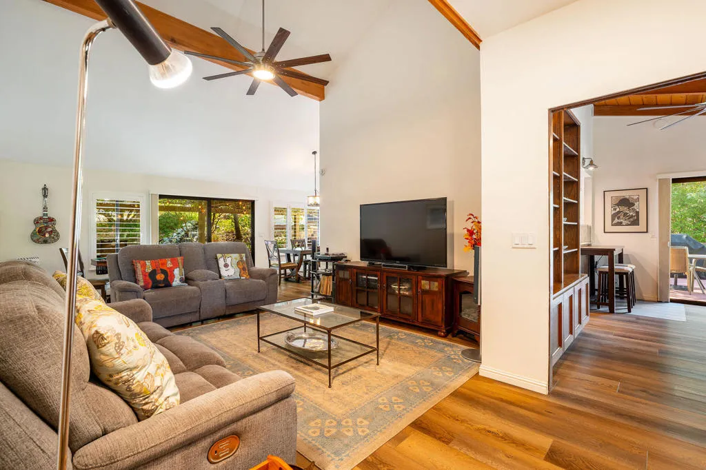 26800 Meadow Glen Drive, Idyllwild, California 92549 home-pic-5